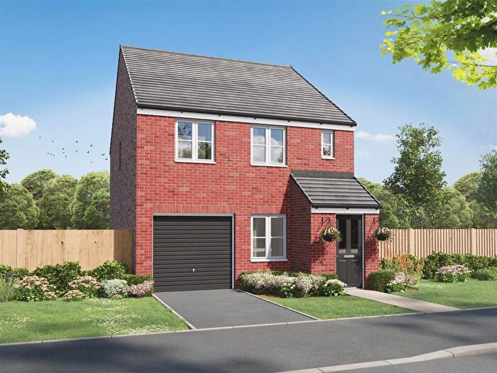 3 Bedroom Semi-Detached House To Rent In Weights Lane, Reddicth, B97