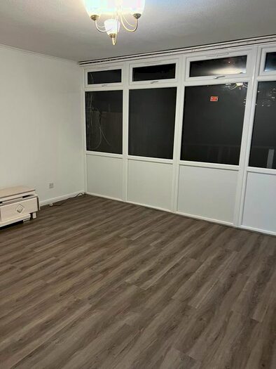 3 Bedroom Terraced House To Rent In Campsfield Road, London, N8