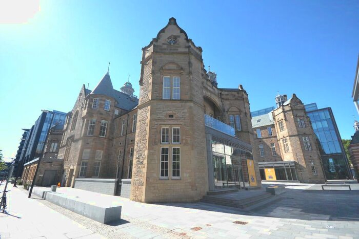 1 Bedroom Flat To Rent In Simpson Loan, Central, Edinburgh, EH3