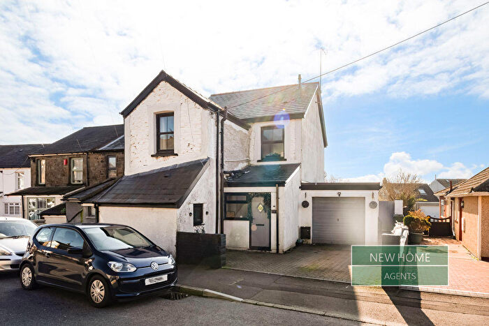 3 Bedroom Detached House For Sale In Church Road, Tonteg, Pontypridd, CF38