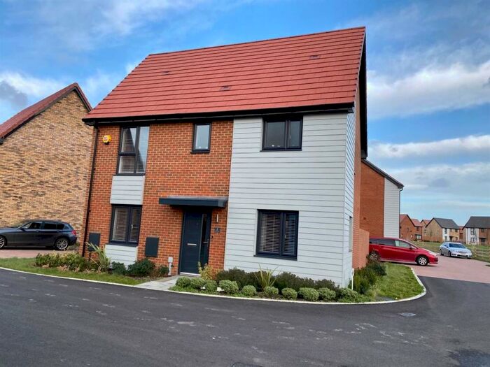 3 Bedroom Detached House To Rent In Press House Drive, Faversham, ME13