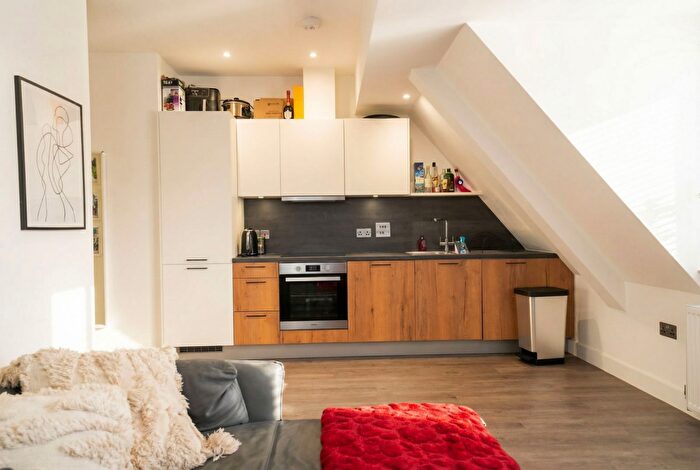 1 Bedroom Apartment For Sale In Royal House, Princes Gate, Homer Road, Solihull, B91