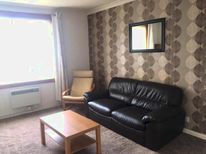 2 Bedroom Flat To Rent In Royston Mains Place, Pilton, Edinburgh, EH5
