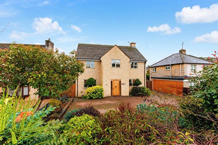 5 Bedroom Detached House For Sale In Standlake Road, Ducklington, Witney, Oxfordshire, OX29
