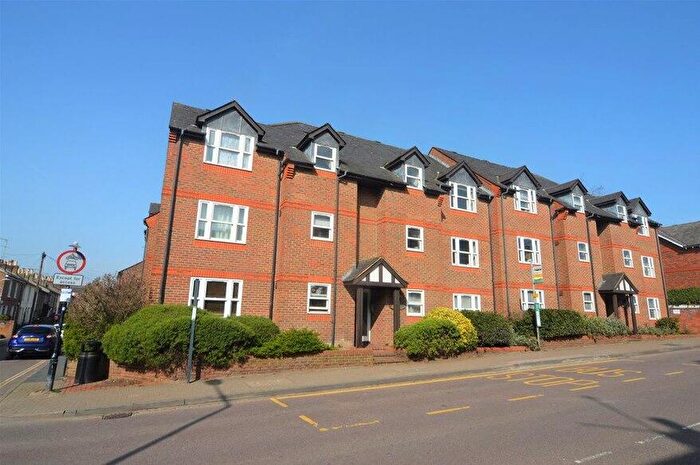 1 Bedroom Flat To Rent In Florence Court, Alma Road, St Albans, AL1