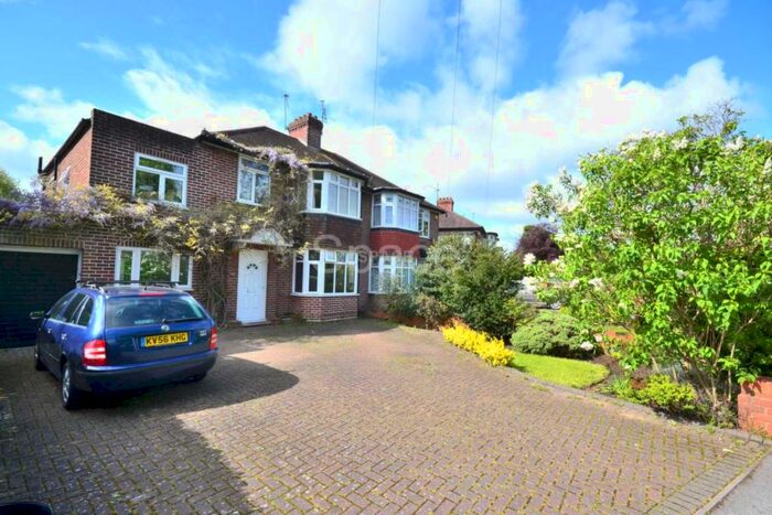 5 Bedroom Semi-Detached House To Rent In London Road, Earley, Reading, Berkshire, RG6