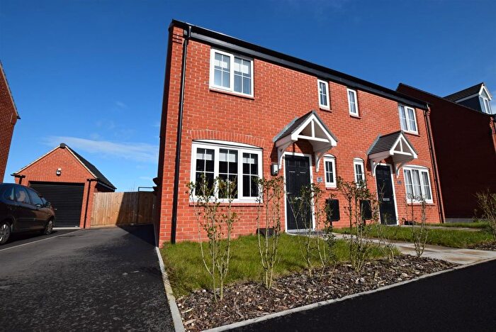 3 Bedroom Semi-Detached House To Rent In Lulworth Road, Boulton Moor, Derby, Derbyshire, DE24