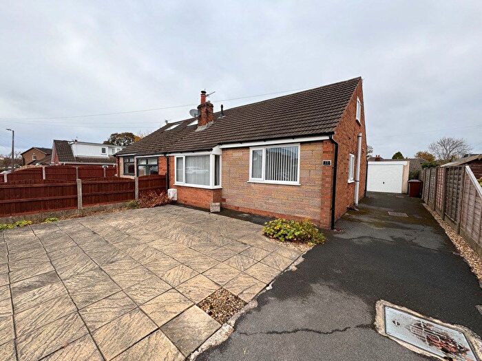 2 Bedroom Semi-Detached Bungalow To Rent In Dob Lane, Walmer Bridge, Preston, PR4