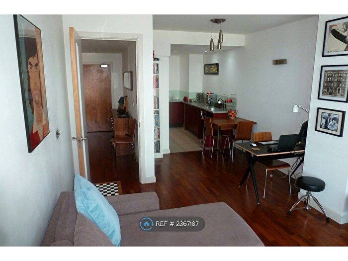 1 Bedroom Flat To Rent In Leftbank, Manchester, M3