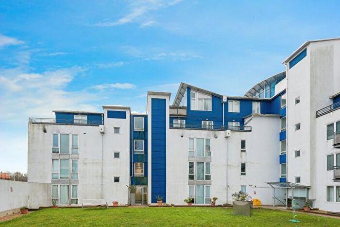 1 Bedroom Apartment To Rent In The Plaza, Swindon, SN1