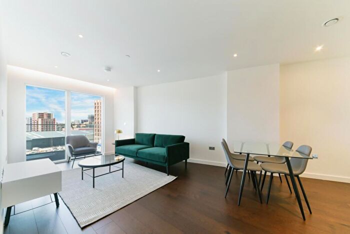 2 Bedroom Apartment To Rent In Senate Building, Lexington Gardens, London, SW11