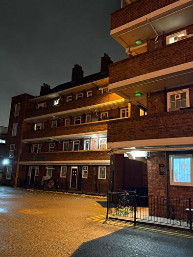 3 Bedroom Flat To Rent In Coate Street, Hakcney, E2