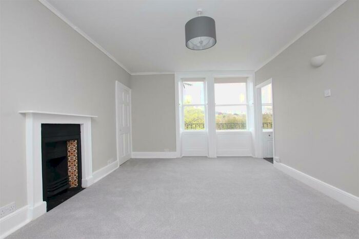 1 Bedroom Flat To Rent In Kensington Place, Bath, BA1