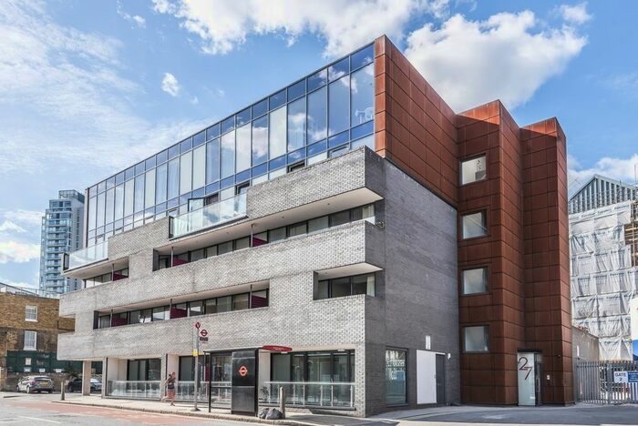 2 Bedroom Flat To Rent In Greenwich High Road, London, SE10