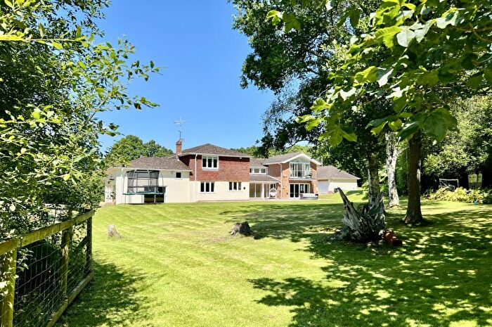 6 Bedroom Detached House For Sale In Forest Lane, Hightown Hill, Ringwood, BH24