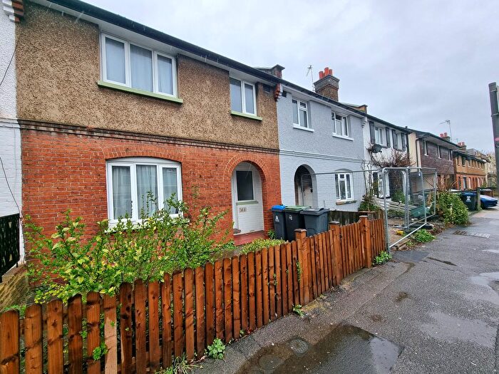 3 Bedroom Terraced House To Rent In Kingston Road, New Malden, KT3