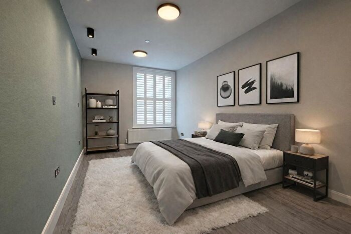 2 Bedroom Flat For Sale In Lennards Court, Chiswick High Road, Chiswick, London, W4