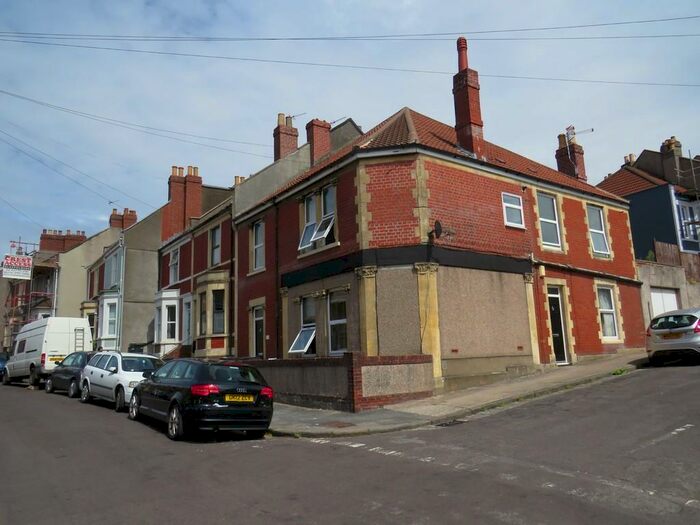 3 Bedroom Apartment To Rent In Bedminster, Aubrey Road, BS3