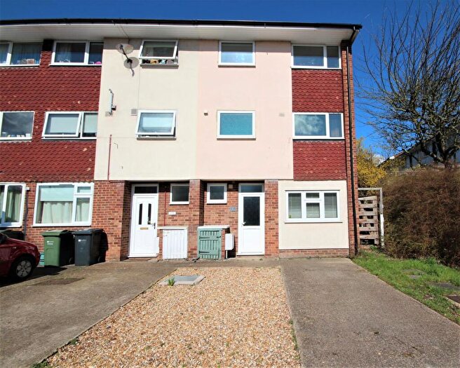 4 Bedroom House To Rent In Guildford Park Avenue, Guildford, GU2