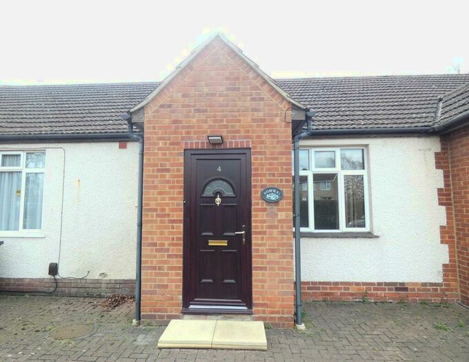 1 Bedroom Detached Bungalow To Rent In Potters Cross, Wootton, MK43