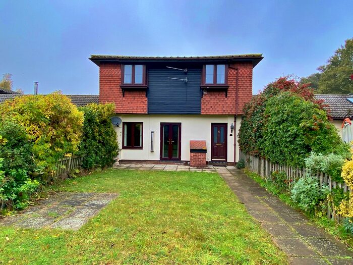 3 Bedroom Terraced House For Sale In East Hill Lane, Bramerton, Norwich NR14