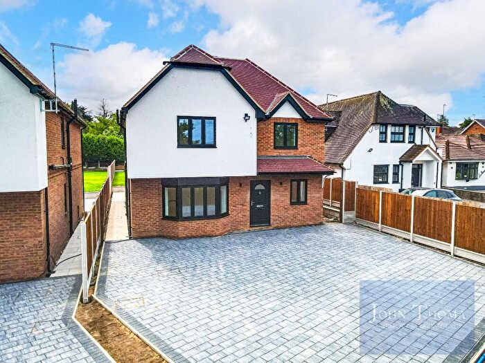 5 Bedroom Detached House For Sale In Ongar Road, Abridge, Essex, RM4