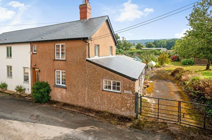 3 Bedroom Semi-Detached House For Sale In Kerswell, Cullompton, Devon, EX15