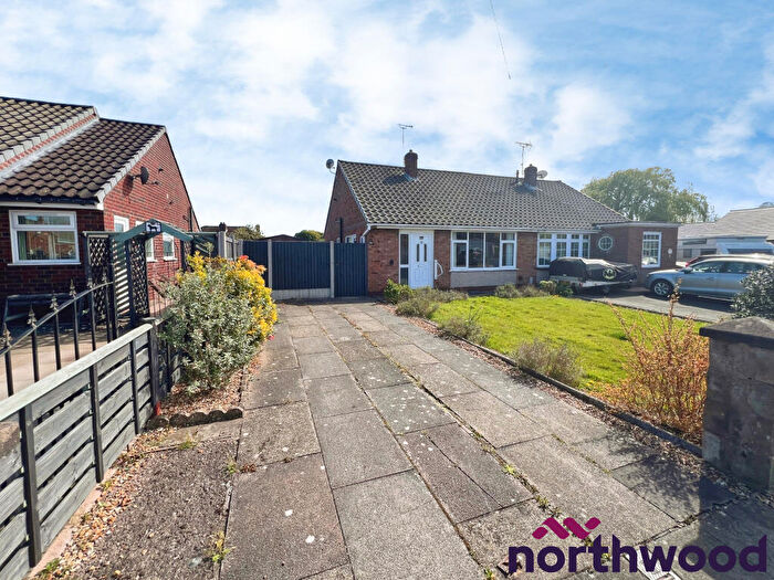 2 Bedroom Bungalow To Rent In Tennyson Avenue, Crewe, CW1