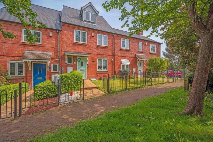 3 Bedroom Town House For Sale In Hawthorn Avenue, Mawsley, Kettering, NN14