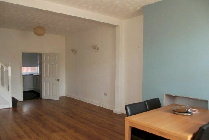 2 Bedroom Property To Rent In Dunriding Lane, St. Helens, WA10