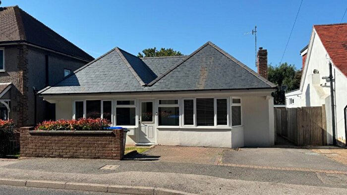 3 Bedroom Detached Bungalow To Rent In Alfriston Road, Seaford, East Sussex, BN25