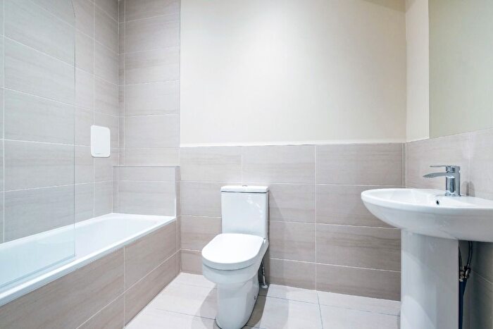 1 Bedroom Flat To Rent In Shakespeare Street, North Kelvinside, Glasgow, G20