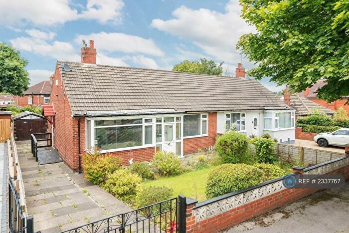 2 Bedroom Bungalow To Rent In Reinwood Avenue, Leeds, LS8