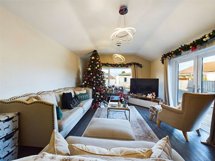 3 Bedroom Bungalow For Sale In Cygnet Crescent, Weston-Super-Mare, North Somerset, BS22