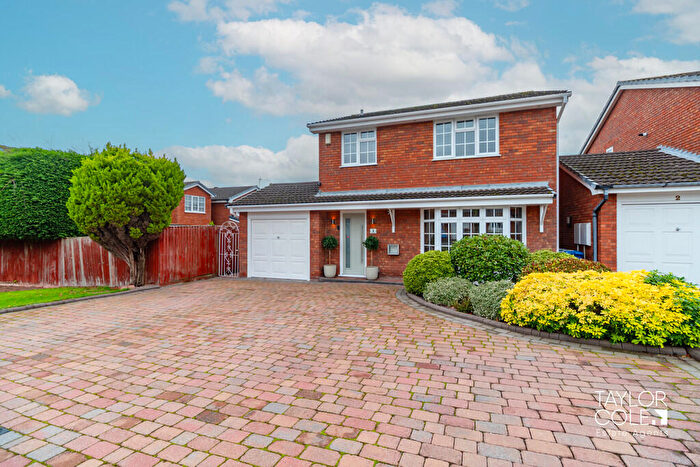 4 Bedroom Detached House For Sale In Caistor Close, Mile Oak, B78