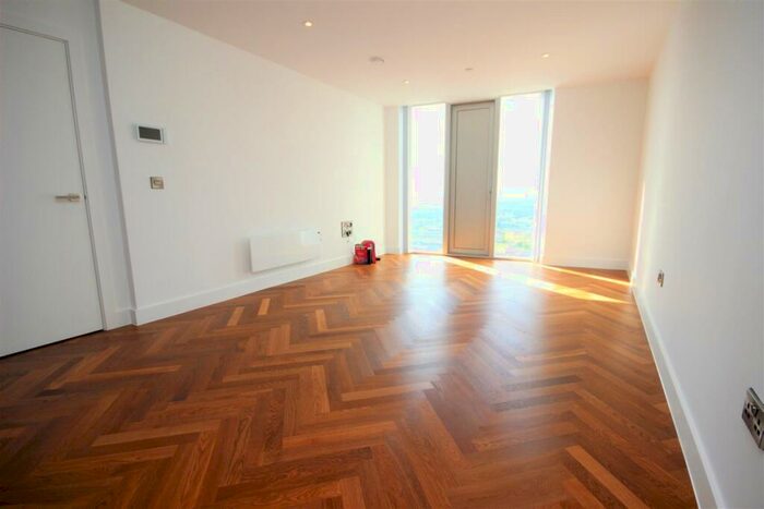 2 Bedroom Apartment To Rent In Deansgate Square, Owen Street Manchester, M15