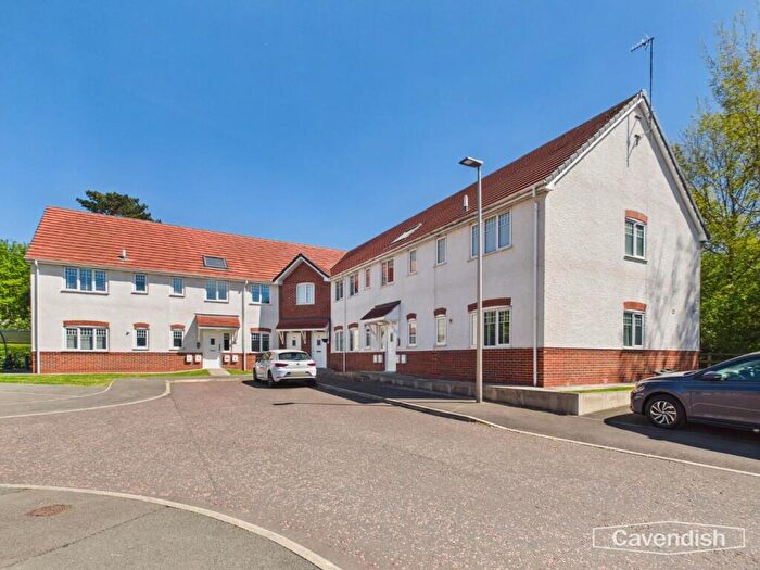 2 Bedroom Apartment For Sale In Troopers Close, Christleton, Chester, CH3