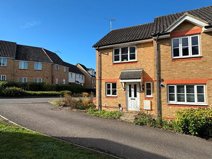 2 Bedroom End Of Terrace House To Rent In Guernsey Way, Kennington, TN24