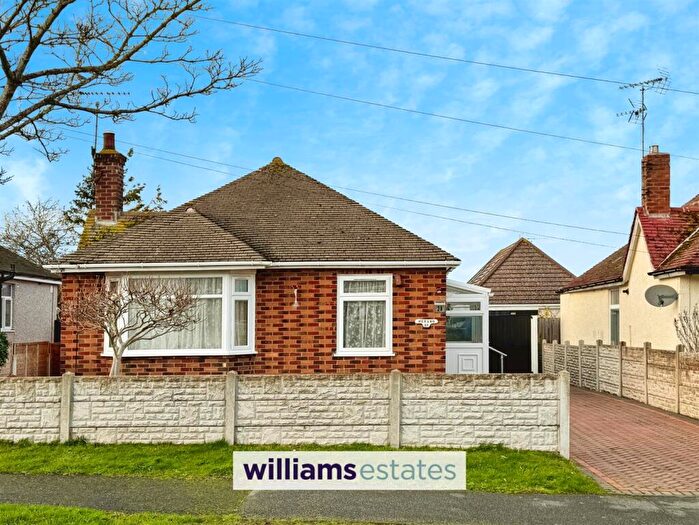 2 Bedroom Detached Bungalow For Sale In Ffordd Ffynnon, Prestatyn, LL19