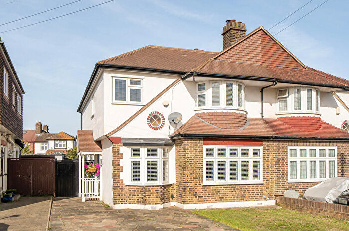 5 Bedroom Semi Detached House For Sale In Frensham Road, New Eltham, SE9