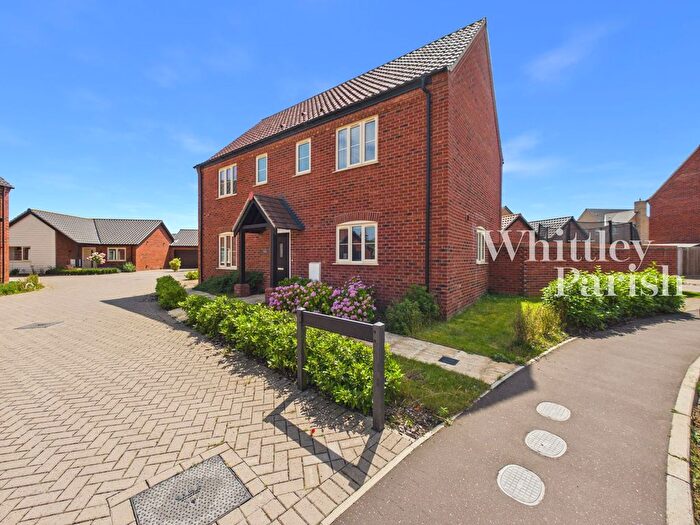 4 Bedroom Detached House For Sale In Honeybee Close, Great Ellingham, NR17