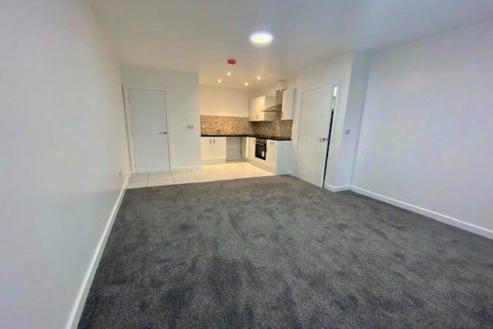 1 Bedroom Flat To Rent In Trinity Road, Dudley DY1