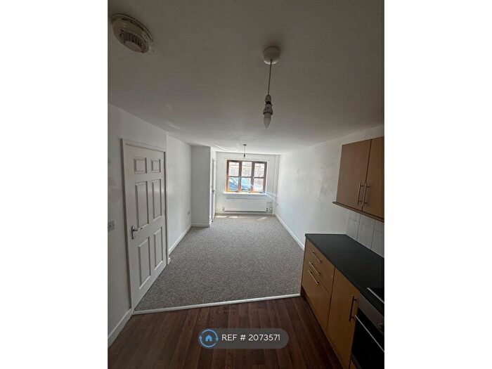 2 Bedroom Terraced House To Rent In Princes Mews, Newport, NP19