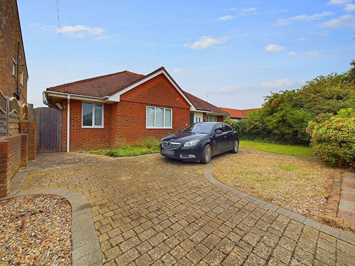 2 Bedroom Detached Bungalow To Rent In Eirene Road, Goring-By-Sea, BN12