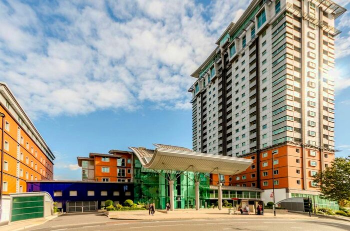 2 Bedroom Flat To Rent In Westminster Bridge Road, Waterloo, London, SE1