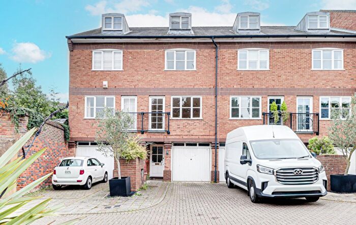 3 Bedroom Terraced House For Sale In Bowes Lyon Mews, St. Albans, Hertfordshire, AL3