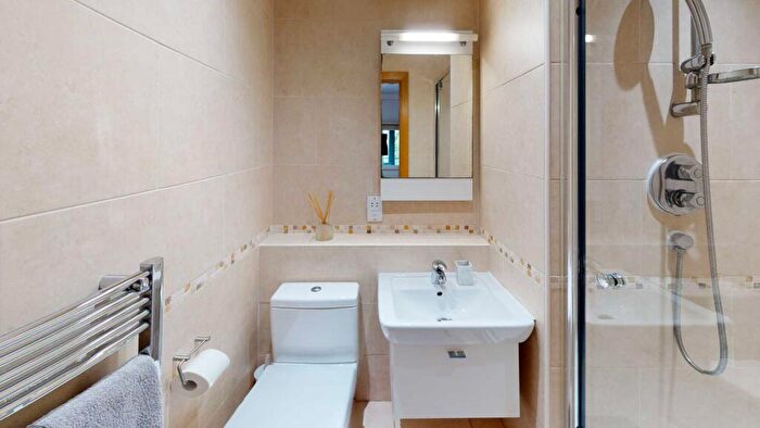 2 Bedroom Apartment To Rent In Elysian Fields, Colquitt Street, L1