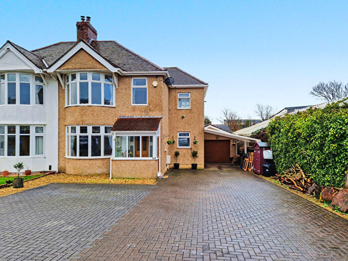 4 Bedroom Semi-Detached House For Sale In South Road, Porthcawl, CF36