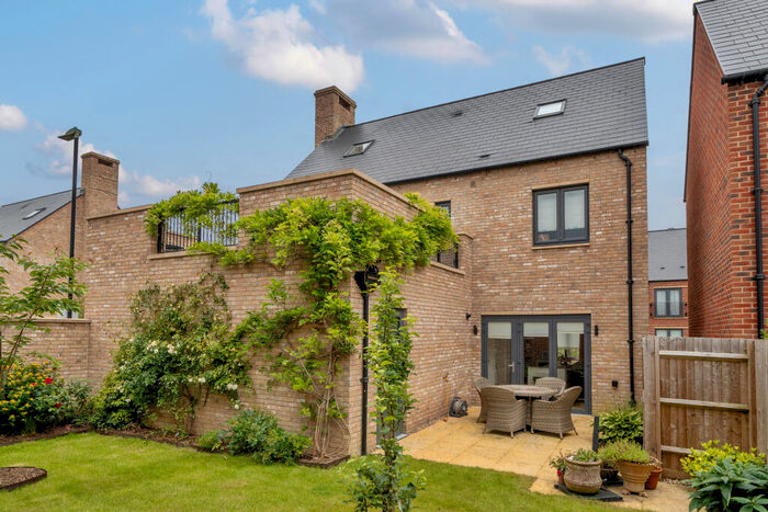 5 Bedroom Detached House For Sale In Collett Drive, Oxford, OX2