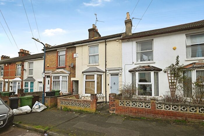 2 Bedroom Terraced House For Sale In Hedley Street, Maidstone, Kent, ME14